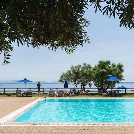Pebbles And Sea At Barbati With Shared Pool Daire Dış mekan fotoğraf